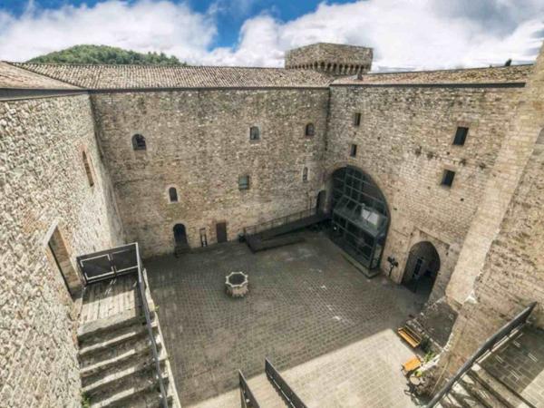 Visit to the Rocca Albornoz in Narni (TR)