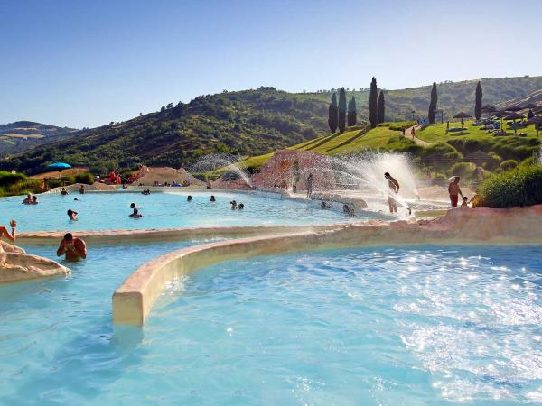 Discover the Acquapark Villaggio della Salute, the greenest water park in Italy!