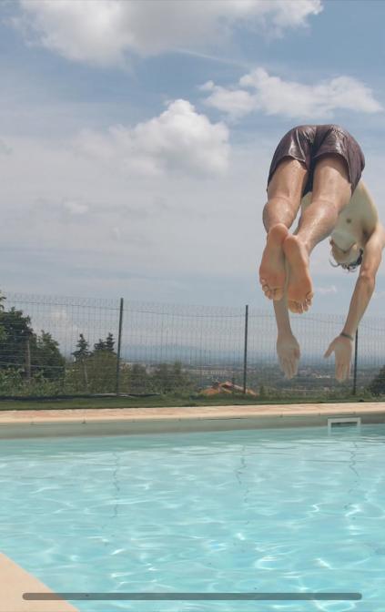 Piscina aperta da giugno ad agosto