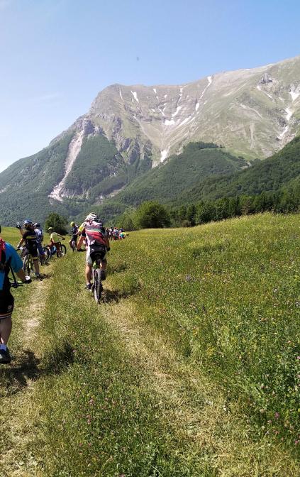 TOUR EN BICICLETA SIBILLINI