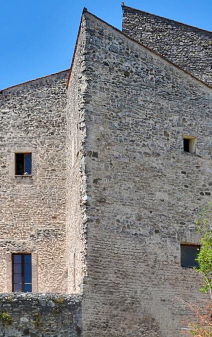 Palazzo Bonifacio VIII vista laterale