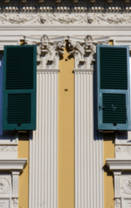 studenti della scuola A door to Italy alla finsetra